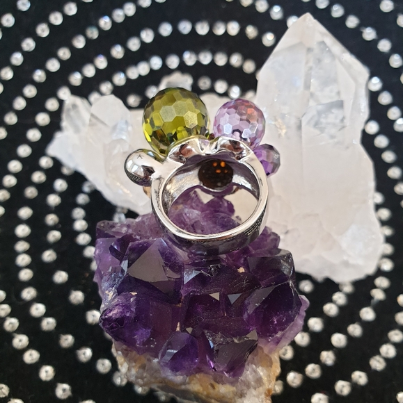 🐠⚡NWOT Crystal Grape Cluster Cocktail Ring⚡ - Picture 7 of 12